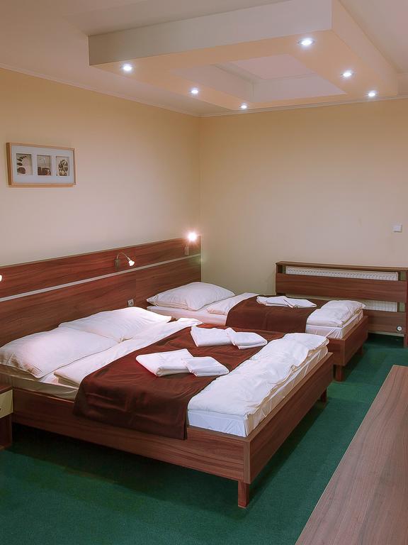 Penzion Fortune Dunajská Streda Kamer foto